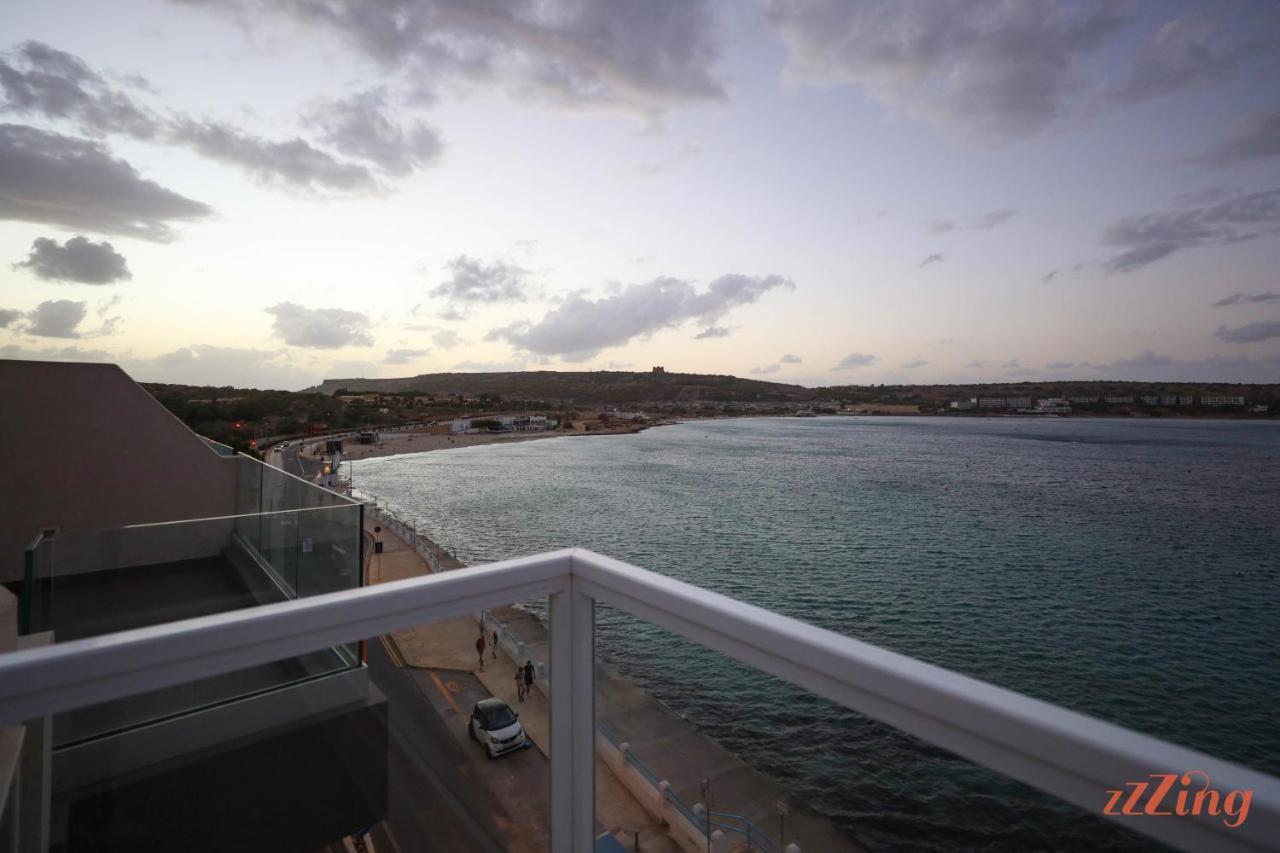 Pretty Beachfront Penthouse In Mellieħa Kültér fotó